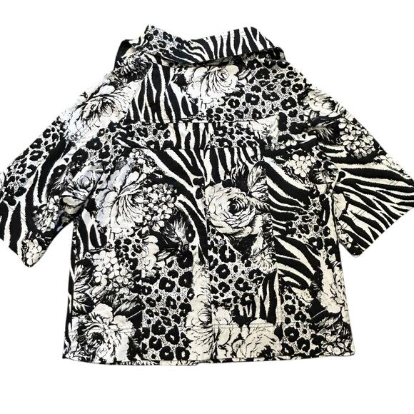 Just B Boutique Black & White Roses Jacket, Size Medium – Full Front Zip - Picture 2 of 9